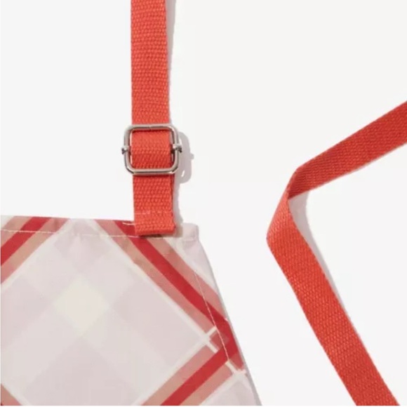 SDS Plaid Apron Red Holiday Baking Cooking Gift Sewing Down South NWT - Picture 3 of 5